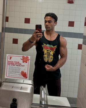 Brennan Mejia Instagram - I guess I’m working on my father figure/dad bod for real now 😂

#dadbod #fatherfigure