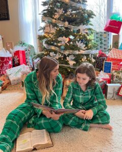 Actress Brennley Brown HD Instagram Photos and Wallpapers January 2024