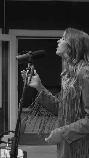 Brennley Brown Instagram - We can make our plans, but the LORD determines our steps. Proverbs 16:9 

Thank you @trecorleymusic ! Excited for what’s to come.