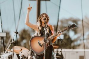 Brennley Brown Instagram - TEXAS!!! NEXT WEEK NOV 2nd kicks off the #TexasTakeoverTour with @coryasbury and your girl BB!🤠 
Tell all your friends! Tell all your family! 
Letssss gooooo! 
Link in my bio for tickets! 
@awakeningevents #countrymusic #christianmusic #livemusic #texas 

📸 @seanhodel8