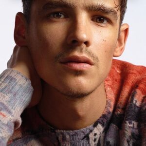 Brenton Thwaites Instagram - Had some fun hangin with @wonderland mag #OnStandNow