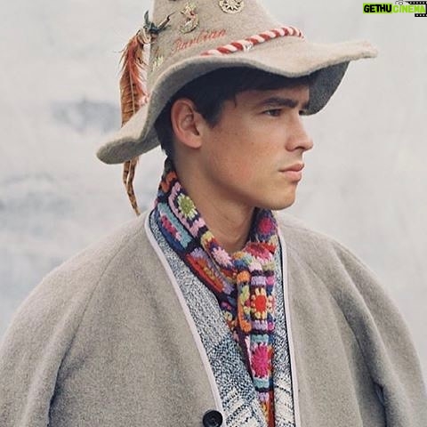 Brenton Thwaites - 66.6K Likes - favourite wardrobe yet. Vintage/culture/colourful/warm.
📷 @bruce_weber 4 #herculesuniversal