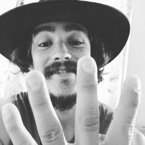 Brenton Thwaites Instagram - TITANS Season 4 officially confirmed. Thanks everyone for watching. Couldn’t have done it without you all. 😂🙌🏽👍
#DCFanDome  #DCTitans