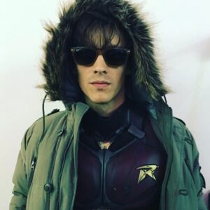 Brenton Thwaites Instagram - Here we go!!!
First fight scene with my R
Kicking ass in a  downtown Gotham alleyway.
#robinrevealed #titans