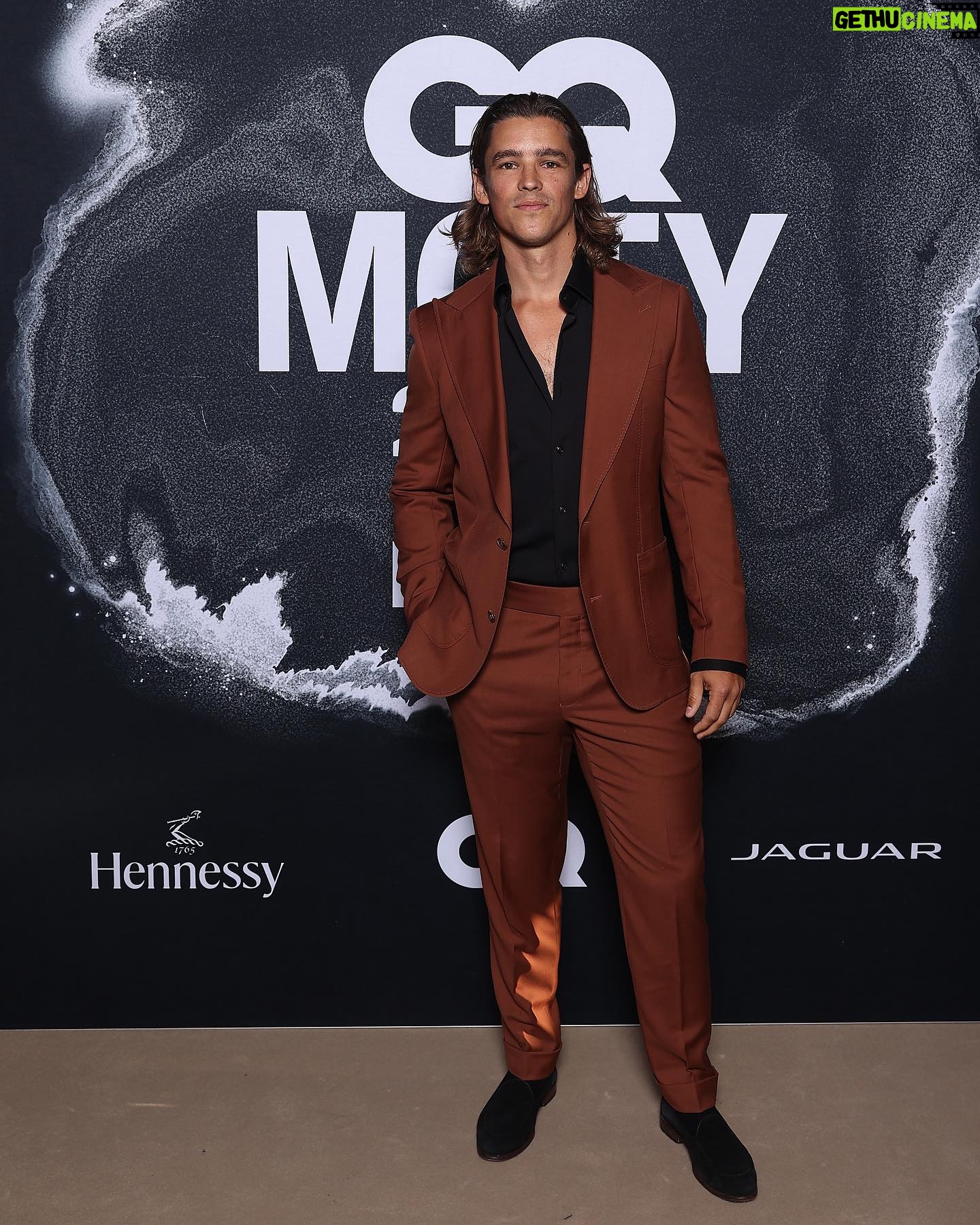 Brenton Thwaites - 82K Likes - #gqmenoftheyear
Thanks for having me. Great night in bondi with many deserving award winners.
:)
Beautiful brown number. Thanks to @thdr for making it fun! 😀