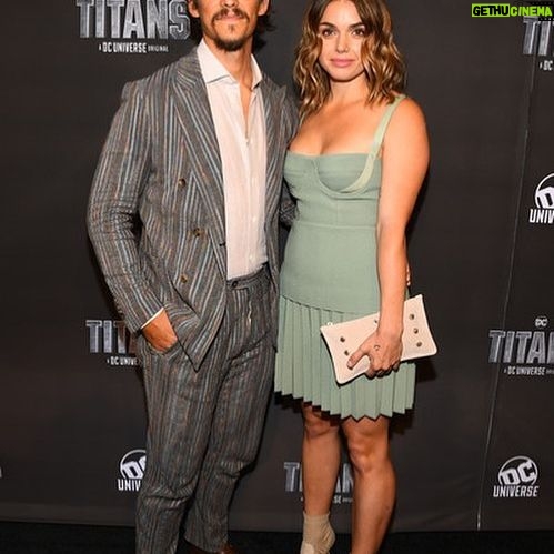 Brenton Thwaites - 84.2K Likes - NYC PREMIERE of @dcutitans
Thanks to the better half for joining.
#titans @chloepacey