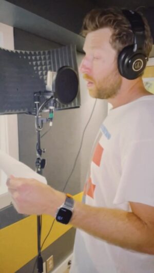 Brett Eldredge Instagram - Here’s a lil taste of a new song! it’s the one I sang to my lil nephew and since you asked for it, here it is:)