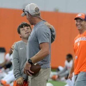 Brett Favre Instagram - Thanks to Clemson and Dabo for a great day!! 1st class👍 and my new friend David Saville your the best👊