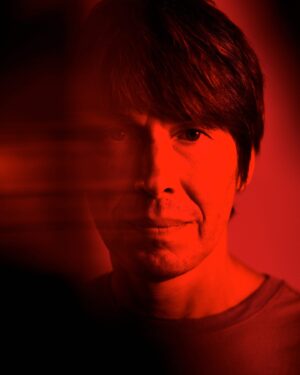 Brian Cox Instagram - The man who makes physics a lot more fun than your GCSE teacher talks music, the Milky Way and his upcoming shows at the Royal Opera House and Glasto:

Read more via the link in our bio

Photographer: @jesshandphotography
Photographer Assistant: @matildahilljenkins
Design Director: @bryanmayesdotcom
Senior Designer: @818fpv
Photo Editor: @lauramgallant
Writer: @chiarawilkinson
Video: Mashana Malowa
Stylist: @charlottemalleystylist
Grooming: @carolmorleymakeup
Location:  @holbornstudios
Projector supplies: @samsungUK

Brian Cox is wearing @arketofficial shirt and @sandroparis jacket. In look two Brian is wearing @stoneisland jacket, @cosstores t-shirt and @adidas trainers. Look three Brian wears @riverisland jacket, @cosstores t-shirt and @adidas trainers.
