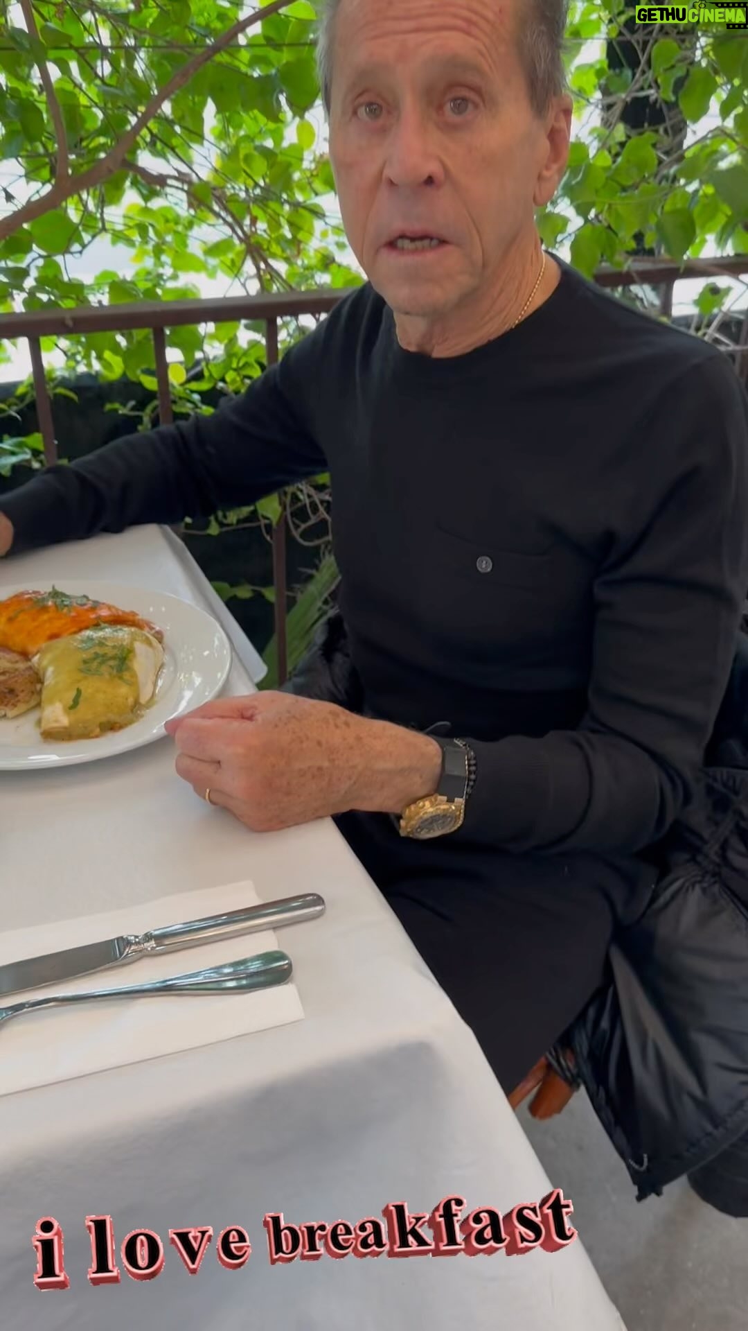Brian Grazer - 3.6K Likes - I love a good breakfast burrito!!! Here x 2!! Thanks Ricardo