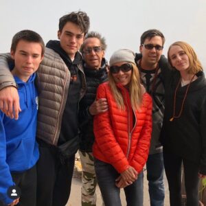 Brian Grazer Instagram - Happy Mother’s Day to the greatest & most generous human being that the Grazer kids & I have been gifted. Patrick, Sage, Riley, Thomas and Ralphie 🐶 love you so much @veronicagrazer 💕🌟💖🙏😇🌸⭐️