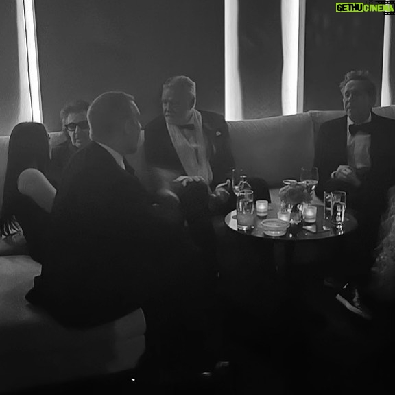Brian Grazer - 1.9K Likes - Last drink of the night 🍸
@diplo @nooralfallah #jonvoight #alpacino