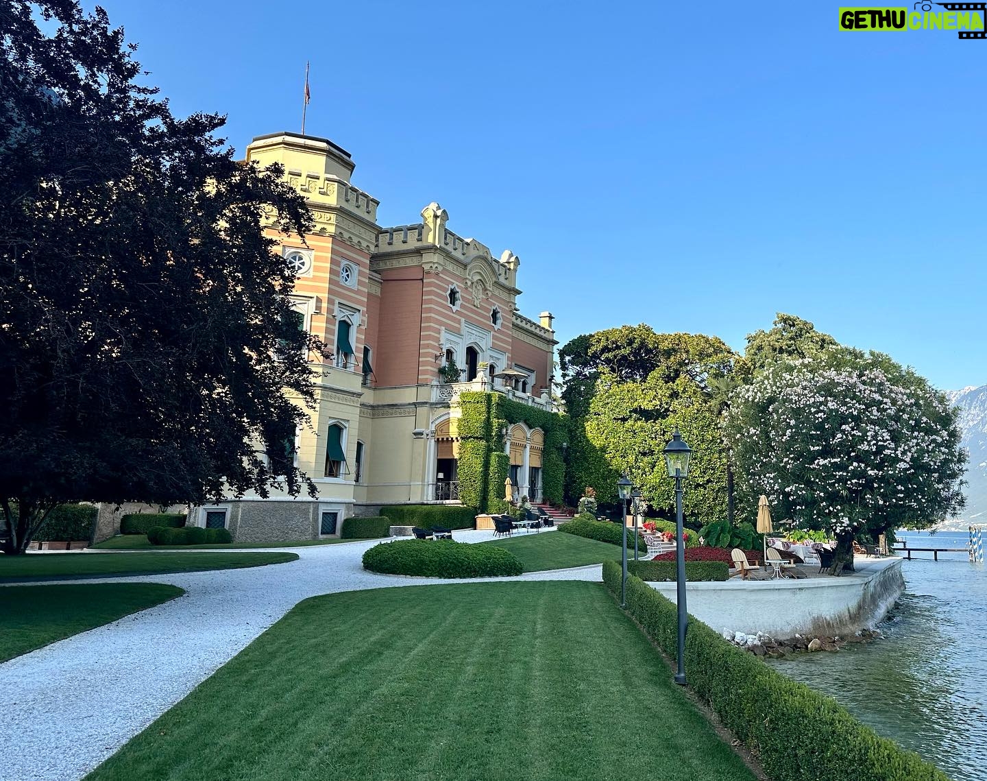 Brian Grazer - 1.6K Likes - Loving our biking/hiking🚴♂️ trip around Lake Garda! Discovered one of my new favorite places to stay, @villafeltrinelli Built in 1892, was once a private residence with rich history…now a hotel…the rooms, the charming and elegant staff (Sigrid, Sabrina, Antonio…) and amazing food wine 🍷 This is not an influencer post lol, I just was really moved by this special place and wanted to share with you guys. We’ve met so many great people, including Lorenzo who helped us navigate the mountain treks
@duvine