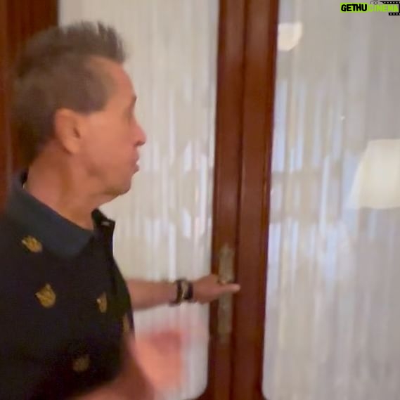 Brian Grazer - 1.6K Likes - Loving our biking/hiking🚴♂️ trip around Lake Garda! Discovered one of my new favorite places to stay, @villafeltrinelli Built in 1892, was once a private residence with rich history…now a hotel…the rooms, the charming and elegant staff (Sigrid, Sabrina, Antonio…) and amazing food wine 🍷 This is not an influencer post lol, I just was really moved by this special place and wanted to share with you guys. We’ve met so many great people, including Lorenzo who helped us navigate the mountain treks
@duvine