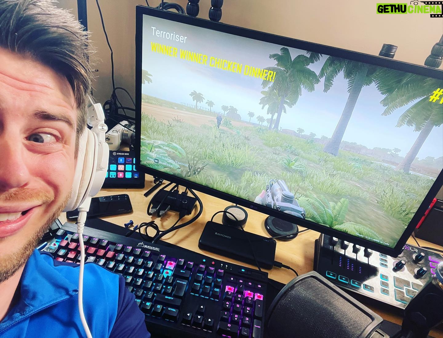Brian Hanby - 37.6K Likes - Face of a man that won a second game in a row in a Battle Royale that nobody remembers anymore or plays so might have just won in a lobby full of bots while being carried by his talented friend who did most of the work but still thinks it’s cool to let you guys know that he won so you think he’s a beast also yes that is my jizz face.
