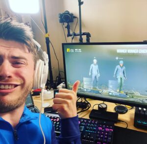 Brian Hanby Instagram - Still got it fellow kids. #EpicGamerMoment #EpicGamerFace #TotallyNotALobbyOfBotAccounts