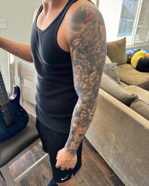 Brian 'Head' Welch Instagram - Congrats Sal on winning the guitar 🎸 🤟