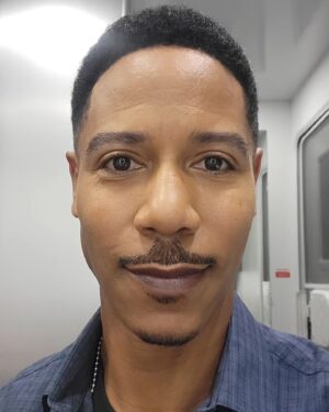 Brian J. White Instagram - Happy Thursday, world!

Back on set. 😁 👉🏾 #therookieabc 

Feeling beyond blessed to be out here doing what I love to do.

God is good, every single day! 

Amen. 🙏🏾

#brianwhite 
#brianjwhite