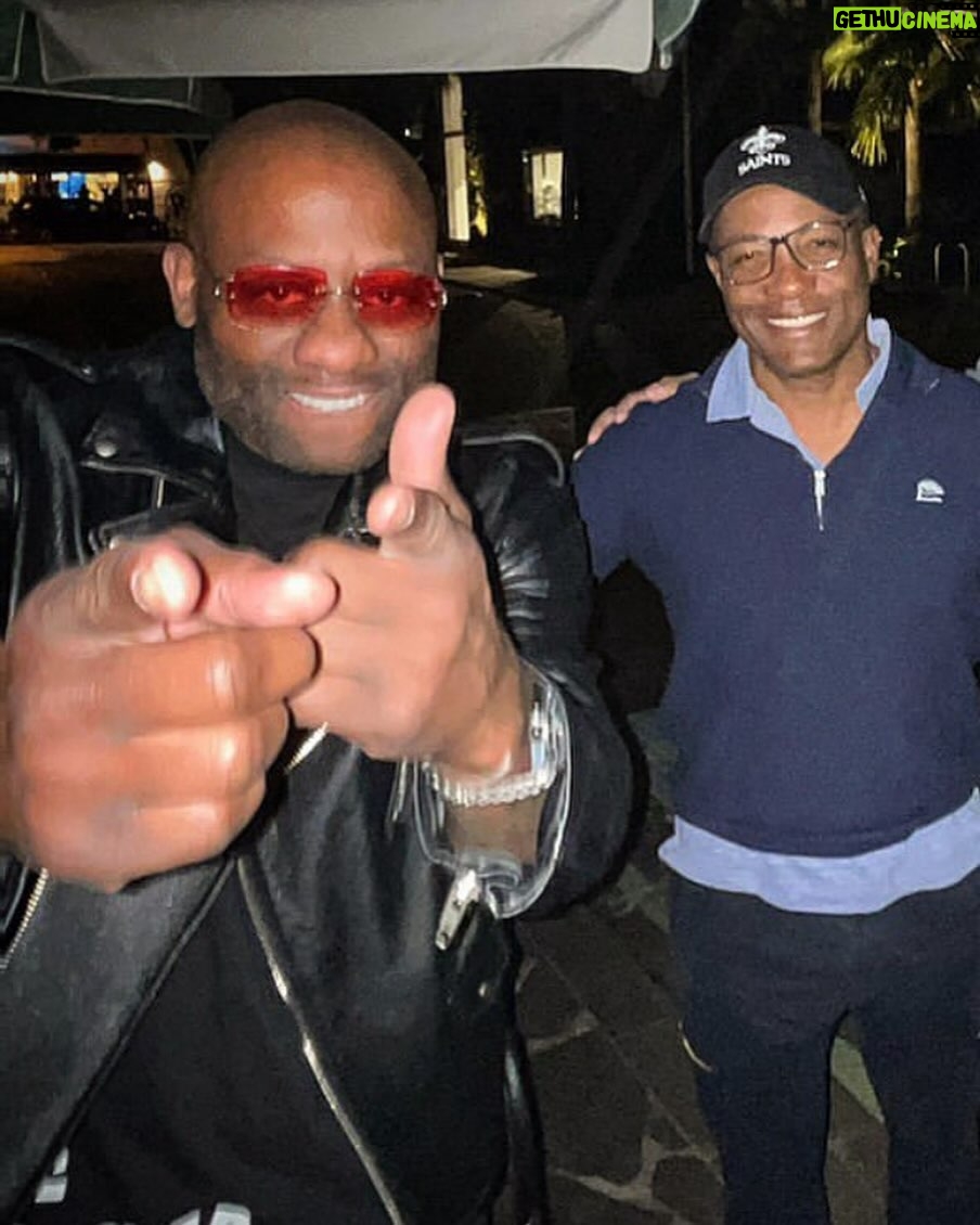 Brian Lara - 3 Likes - RIP 💔
.
Corey, every moment I spent with you the positivity in our chats, your amazing laughter and your honesty stood out. I love you brother and this is a very sad moment for all of us. You touched our lives @chomicide .
Condolences to Corey’s family 🙏🏾
