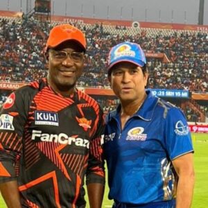 Brian Lara Instagram - Such a special honour at one of my favourite grounds in the world. 🏟️
Having my name there along with my good friend @brianlaraofficial is one of the best gifts we could've got. Thank you @ourscg!

#india #australia #westindies #cricket