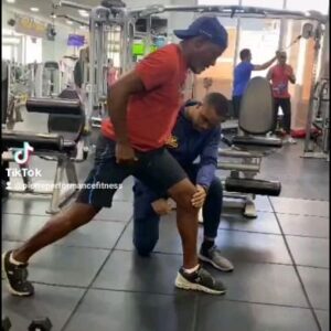 Brian Lara Instagram - Some slow and steady work to gain back some strength and conditioning 💪 let's keep working hard 💯 
#PierrePerformanceFitness #PersonalTrainer #PierrePressure