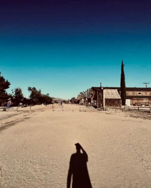 Brian Molko Instagram - CALIFORNIA SCREAMING - part one

Pappy & Harriet’s, Pioneertown, California 8   9 May 2024

View part one of this tour diary photo collection, curated by Brian, in the gallery section on the website -  link in bio

Photography by:
@el3errolcolandro for @pappyandharriets
B Molko
Charline Rose
Angela Chan
@mattvolta23
Billy Hazelden

Digital Effects by B Molko

With apologies to:
@portable_infinite
@molkinnetic
@radiantt_
@ashleyleighallen
Lilly Duran