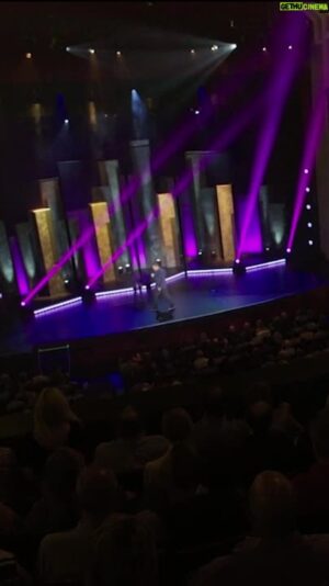 Brian Regan Instagram - Braves & Blue Jays - From #NunchucksandFlamethrowers - Now Streaming on @netflix @netflixisajoke 

#brianregan #standupcomedy #braves #bluejays #orioles #baseball