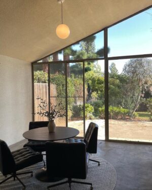 Briana Lane Instagram - One new thing that has lit me up this year is learning more about LA architecture. I was lucky enough to visit and experience some truly incredible homes this year and thought I’d share my top picks from 2022 🌟 If you want to learn more about our great city and contribute to the preservation of historical buildings and the like, head over to @laconservancy and become a member! It’s easy and you get fun perks like discounts on tours and screenings in historic theaters around LA. 

Architects 🤍 Ray Kappe, Frank Lloyd Wright Jr, John Galbraith, Harry B Aarens, W Earl Wear, RM Schindler