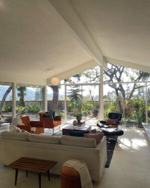 Briana Lane Instagram - One new thing that has lit me up this year is learning more about LA architecture. I was lucky enough to visit and experience some truly incredible homes this year and thought I’d share my top picks from 2022 🌟 If you want to learn more about our great city and contribute to the preservation of historical buildings and the like, head over to @laconservancy and become a member! It’s easy and you get fun perks like discounts on tours and screenings in historic theaters around LA. 

Architects 🤍 Ray Kappe, Frank Lloyd Wright Jr, John Galbraith, Harry B Aarens, W Earl Wear, RM Schindler