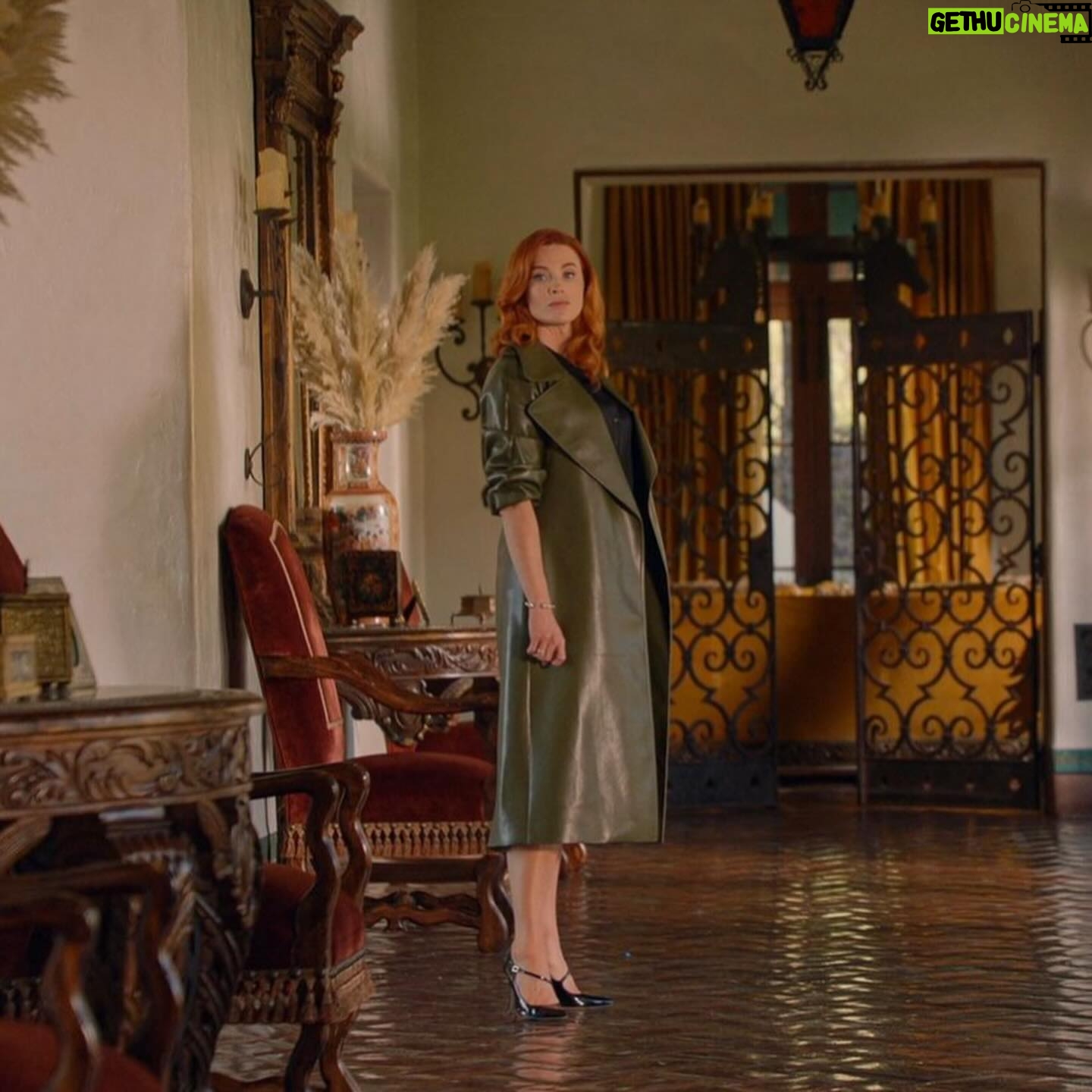 Bridget Regan - 21.7K Likes - Run Monica, run.
Thank you, @therookieabc family. I love this smug bish. All episodes on @hulu.
Costumes @costumesjulia @derya_was_here
Hair @ainifer @i_hearttasha
Face @fionadis @makeupbydevan
#therookie
Thank you @bridgetupdates for the 📸