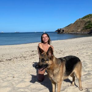 Brisa Fenoy Instagram - Mujeres que corren con los lobos