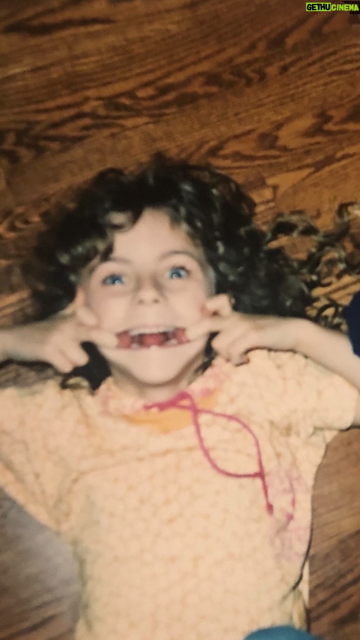 Brit MacRae - 3 Likes - second hand rose, ever heard of it? 🥀
(shocking I survived middle school)