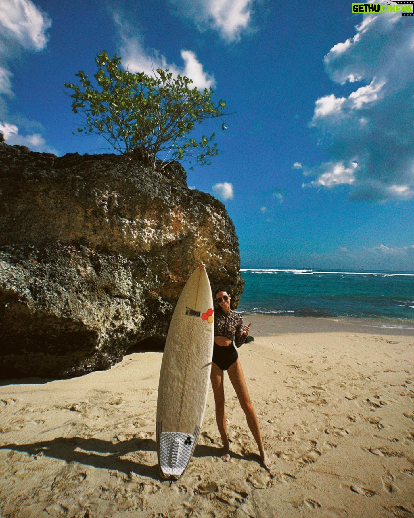 Brit MacRae - 3 Likes - Omg this place is un-BALI-able!
