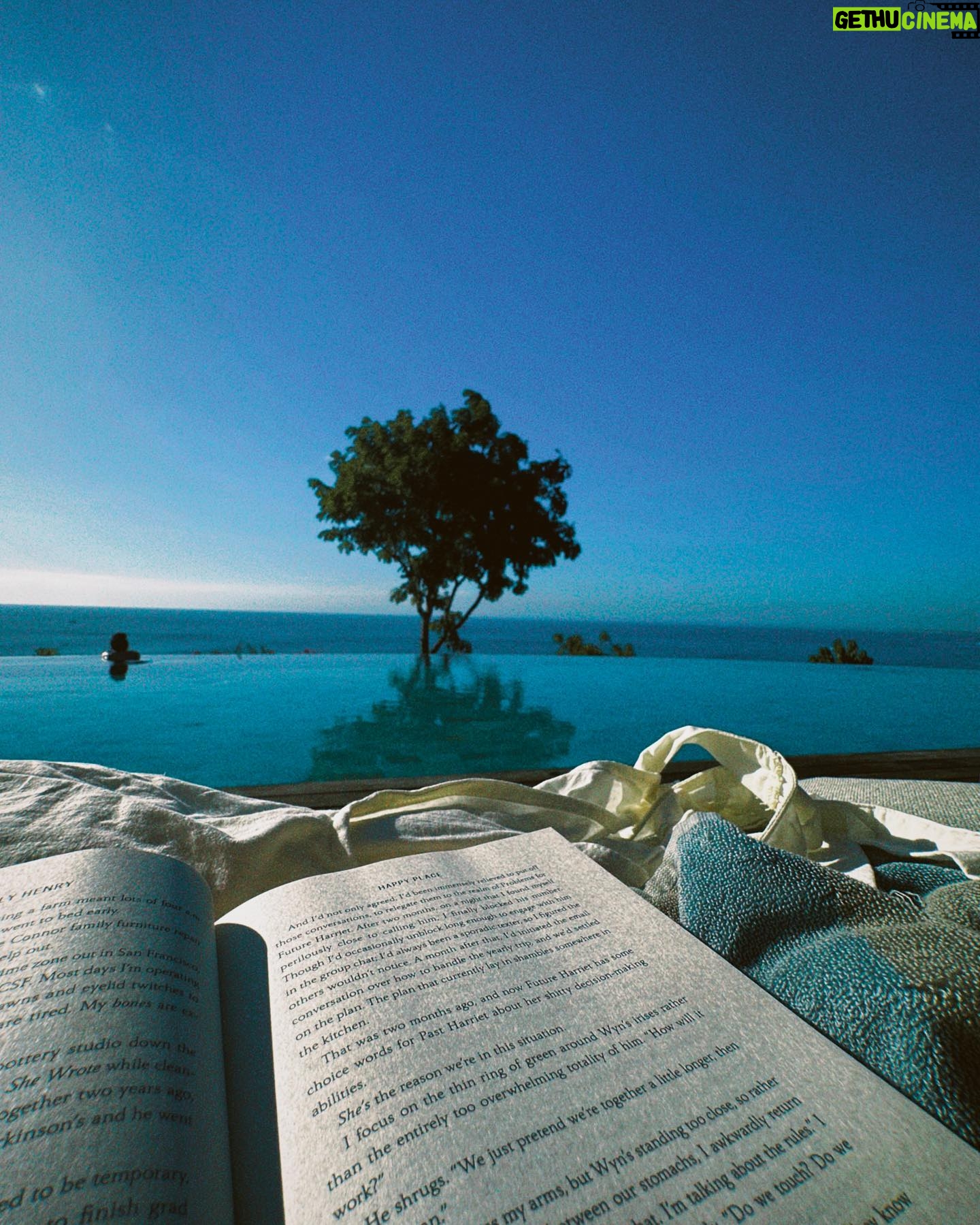 Brit MacRae - 3 Likes - Omg this place is un-BALI-able!