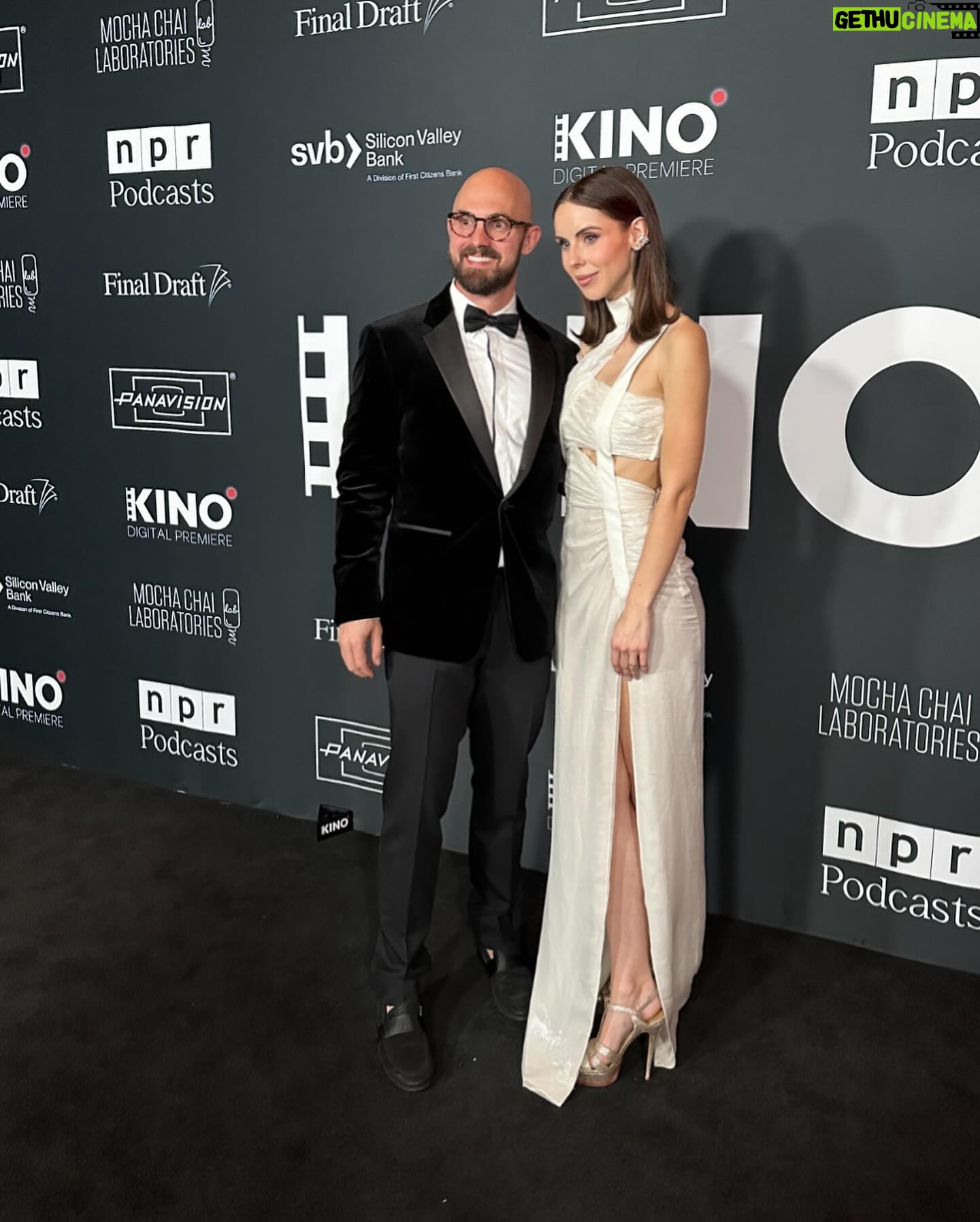 Brit MacRae - 3 Likes - 01.31.24 // KINO @directorsguild
We had 800 show up to celebrate the future of film/tv, dress to the nines, screen some amazing films, and even eat @crumblcookies on the red carpet (if you know me, you know me)
In many ways this was my company @kinomakesmovies coming out party. We’ve been heads down building for over a year now, so it felt truly special to share the evening with so many remarkable humans. 🤍
Special shoutout to @laurenhowe for flying from 🇨🇦 to be our inaugural host. I’m forever in awe of you. (Do it again next year??????)
Event was sponsored by our lovely friends at @panavisionofficial @nprpodcasts @finaldraftscreenwriting @siliconvalleybank @mochachai and more ✨
Styled by @styledbyfranzy
Dress @versace
Bag @kara
Shoes @ysl
If you came, thank you for coming. 🤍