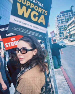 Brit MacRae Instagram - They just want 2% from the 1%!!! DO THE WRITE THING!!!! #wgastrong 🎥✊