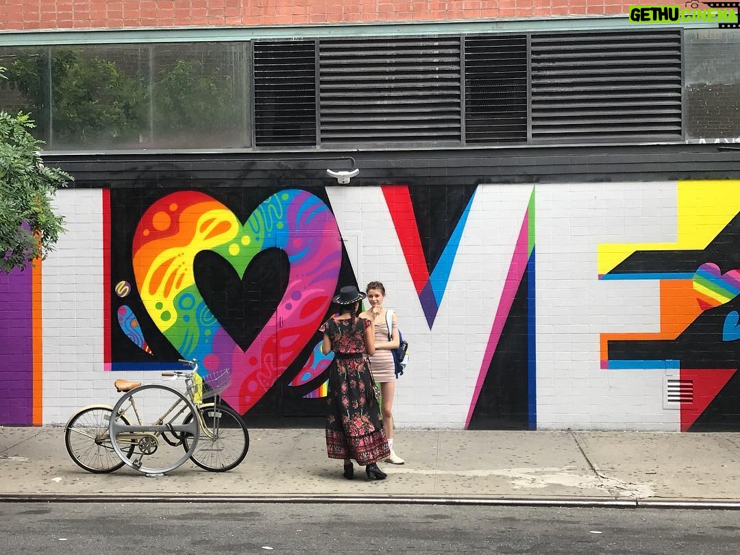 Brit Morgan - 2.3K Likes - So much love in the air. Happy #pride from NYC 💜❤️💛💚💙