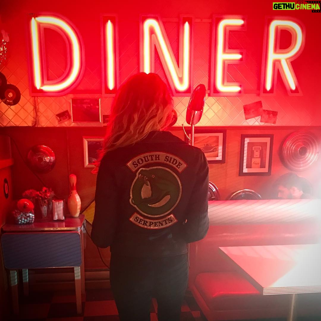 Brit Morgan - 6.8K Likes - Snake Charmer 🐍❤️🐍❤️ #riverdale