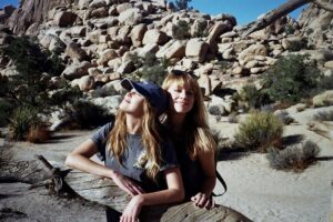 Brit Morgan Instagram - Sunbathing with this goddess @alyciajasmin ✨🌵📸 @gracevandien
