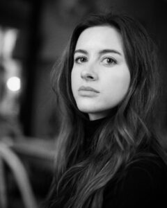 Actress Brittany Ashworth HD Instagram Photos and Wallpapers July 2022