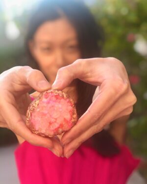 Brittany Ishibashi Instagram - Sparkly Cookies to bring some magic to your feed ✨ 

I mean, how gorgeous and happy-making are these treats from @goodvibescookieco? 

They’re cookies? WHAT?!? 

Yes.

And they taste just as special as they look. Bite into luscious shortbread, a silky layer of frosting and the crunchy confectionary crystal— and damn, you’ll feel delicious inside and out. 

Each cookie is a hand-painted piece of art, inspired by a real crystal. Each one is special and unique— just like us 😉 

These crystal cookies were started as a project of love from a mama to her kids — and now #GoodVibesCookieCo is sharing that same spirit with the world! 

Support small businesses! Support women-owned businesses! And as Jodi says, “Honor your magic, trust the universe, and, when in doubt, eat the cookie!”

✨Which crystal cookie is calling to you?? Enter our #GIVEAWAY (3 posts back) to win some of these tasty treasures along with some incredible #CleanBeauty treats from @AngelaCagliaSkincare and @EverEdenBrand. 

✨ 🧿💗U ✨ 

#goodvibes #cookies #honoryourself #celebrateyourself #selfcare #supportsmallbusiness #supportwomeninbusiness and #eatthecookie 💎💫🍪