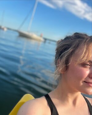 Broňa Kováčiková Instagram - song of the day….🌊