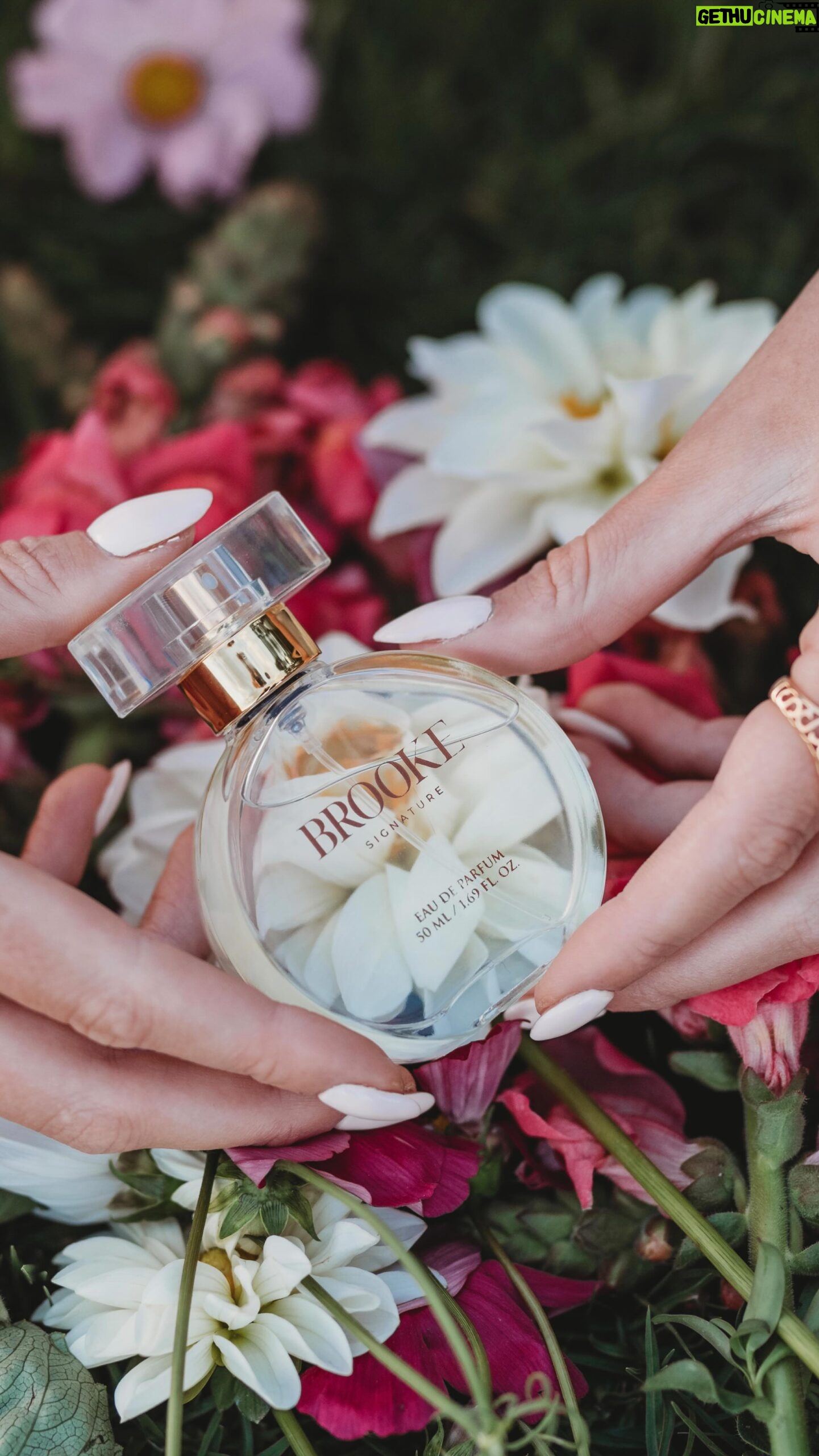 Brooke Bruk-Jackson - 3 Likes - Finding joy in the subtle moments ✨
Brookes signature scent has delicate floral notes that will last all day, making it a fragrant reminder to embrace the beauty in everyday. 💫🌸🩷
#brookebrukjackson #brooke #brookesignaturescent #missuniversezimbabwe #missuniverso #missuniverse #zimbabwe🇿🇼 #perfume #fragrance #beautylaunch #foryou