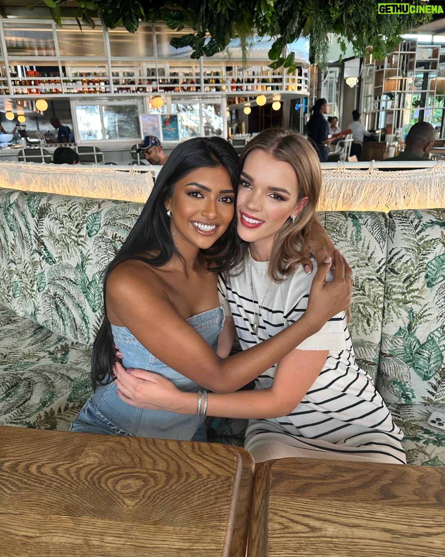 Brooke Bruk-Jackson - 7K Likes - It was so awesome catching up with my miss universe sister and roommate @brooke_brukjackson
It’s giving Universe vibes ✨🌌
#missuniverse #missuniverse2023 #missuniversesouthafrica #missuniversezimbabwe #sisters #roommates