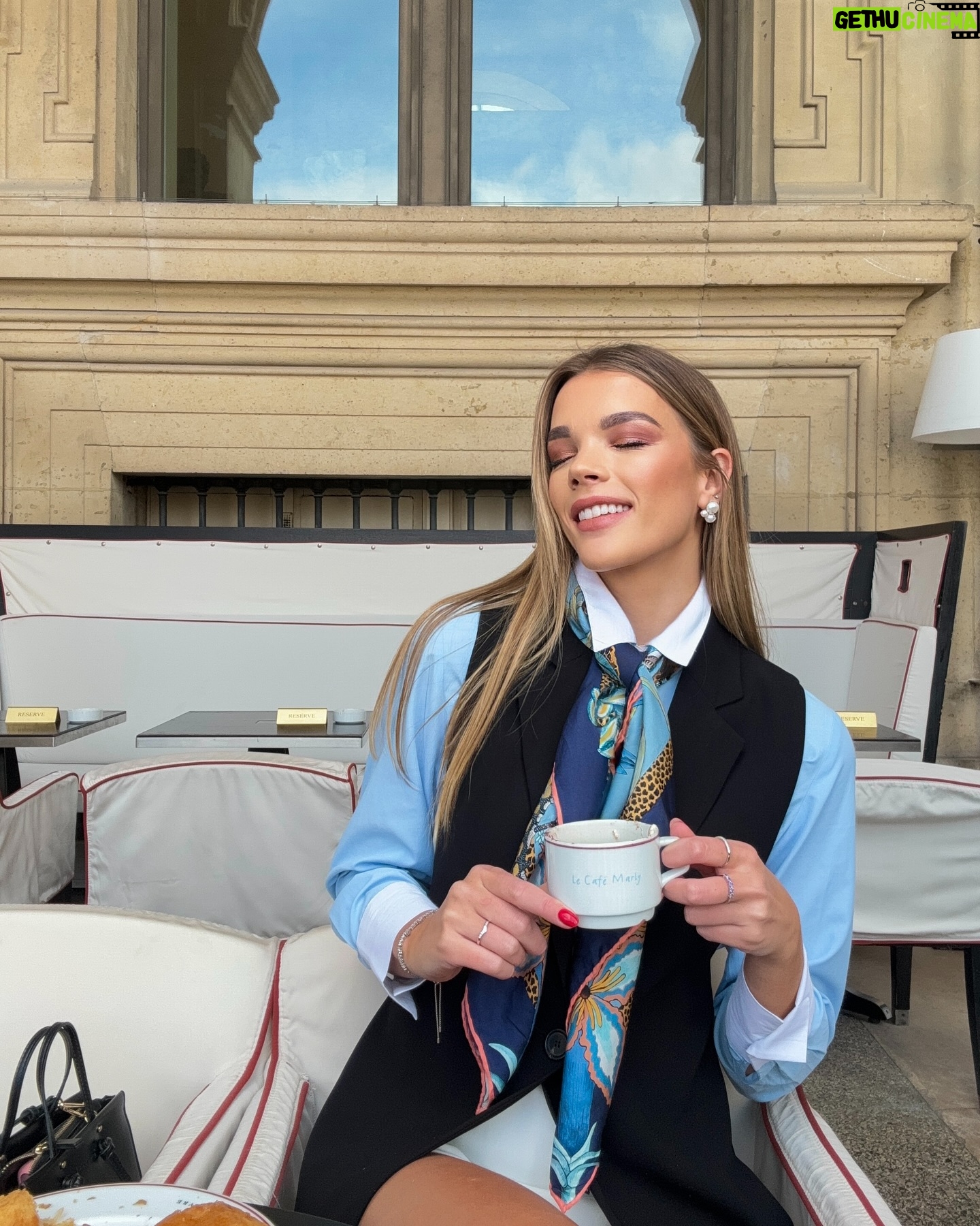 Brooke Bruk-Jackson - 3 Likes - Bonjour Pariii🥐💙
#paris #thelouvremuseum #brookesignaturescent