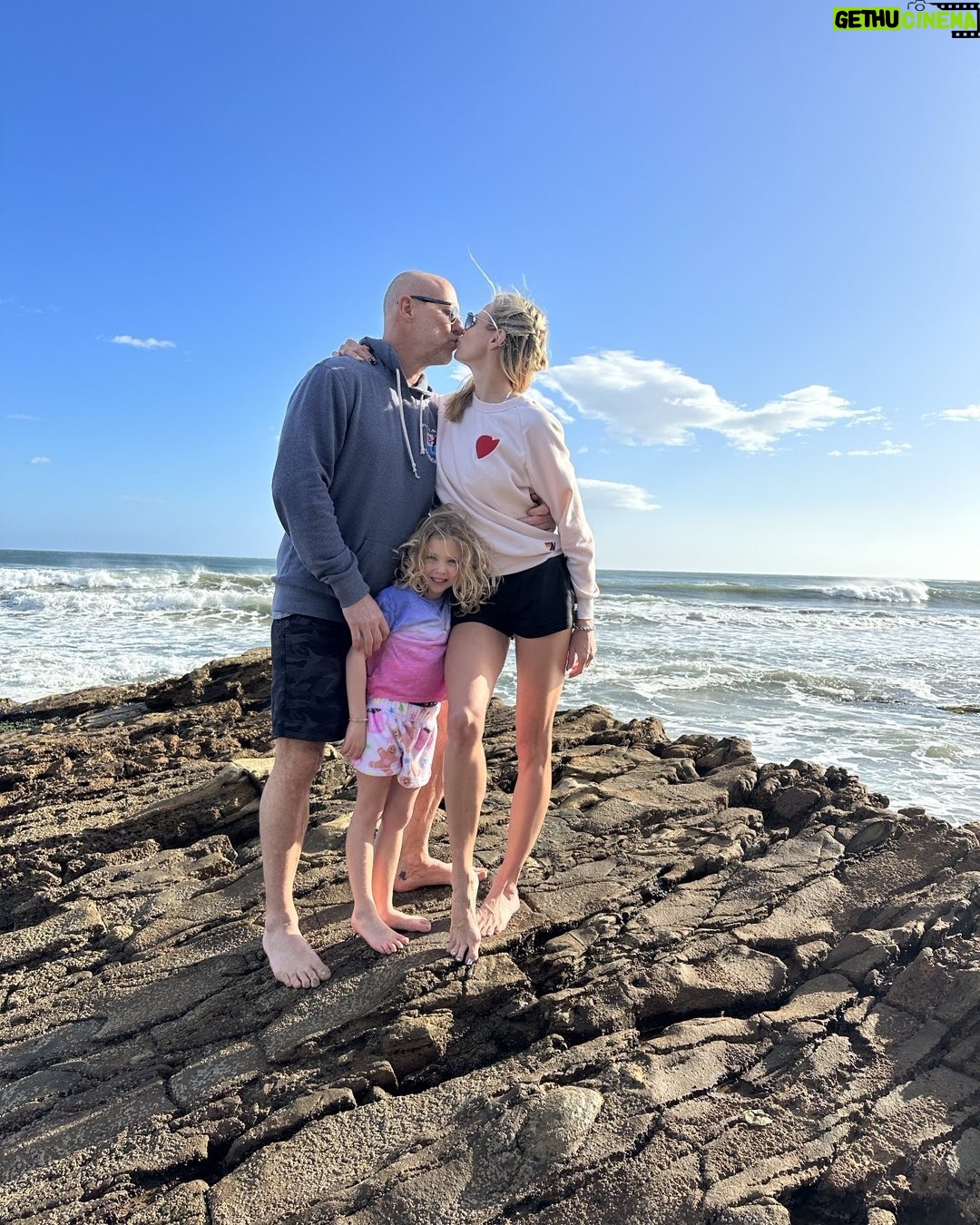 Brooke Burns - 1.5K Likes - Happy New Year. May 2023 be a year of faith, love, reconciliation, and promises fulfilled! Love and light. Kiss the joy as it flies!