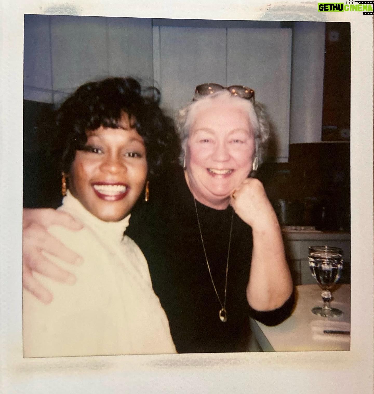Brooke Smith - 1.5K Likes - My Mom loved Whitney was her publicist until she married Bobby Brown wouldn’t get help for her drug problems. ❤️#whitneyhouston