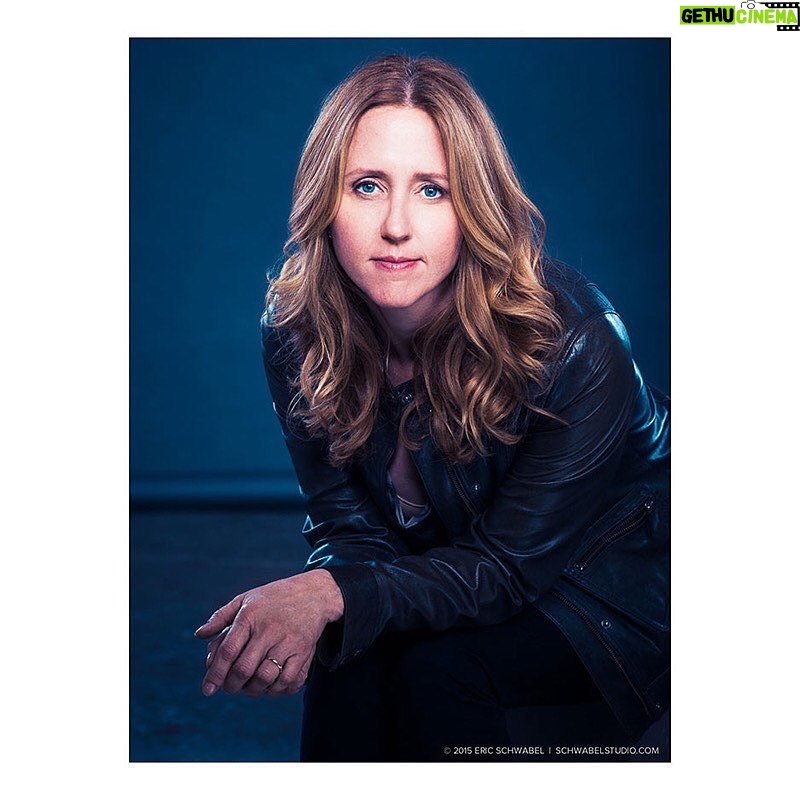Brooke Smith - 613 Likes - Repost from @stafmagazine
•
“…Alquilé un estudio en la calle 76 oeste y viví allí con John Joseph, y después con Alexa Poli. HR siempre dejaba allí su maleta cuando estaba en la ciudad. Recuerdo que había un poco de violencia en ese entonces … había peleas con las bandas locales sobre todo en Tompkins Square Park….”. Entrevista con Brooke Smith @therealbrookesmith en “Las Mañanas de los domingos en Manhattan”, con motivo de su recién estrenado libro @sundaymatineebook sobre la escena del new york hardcore en el Lower East Side de los años 80
Entrevista al completo con Brooke Smith en www.stafmagazine.com
#newyorkhardcore #sundaymatinee #brookesmith #newyork #cbgb #punkrock #americanhardcore #nyhc #agnosticfront #badbrains #cromags #warzone #murphyslaw #straightahead #stafmagazine #magazine #doityourself #diymagazine #punkrockculture #thenewpopculture