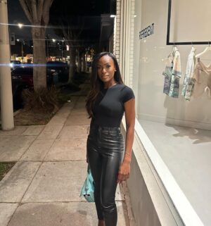 Brooke Thomas Instagram - Swipe bc the shoes got cut out of the frame but still need their moment 🥶