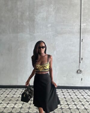Brooke Thomas Instagram - Versace, Versace…

Top: well….
Skirt: American Apparel old
Sunglasses: Amazon!